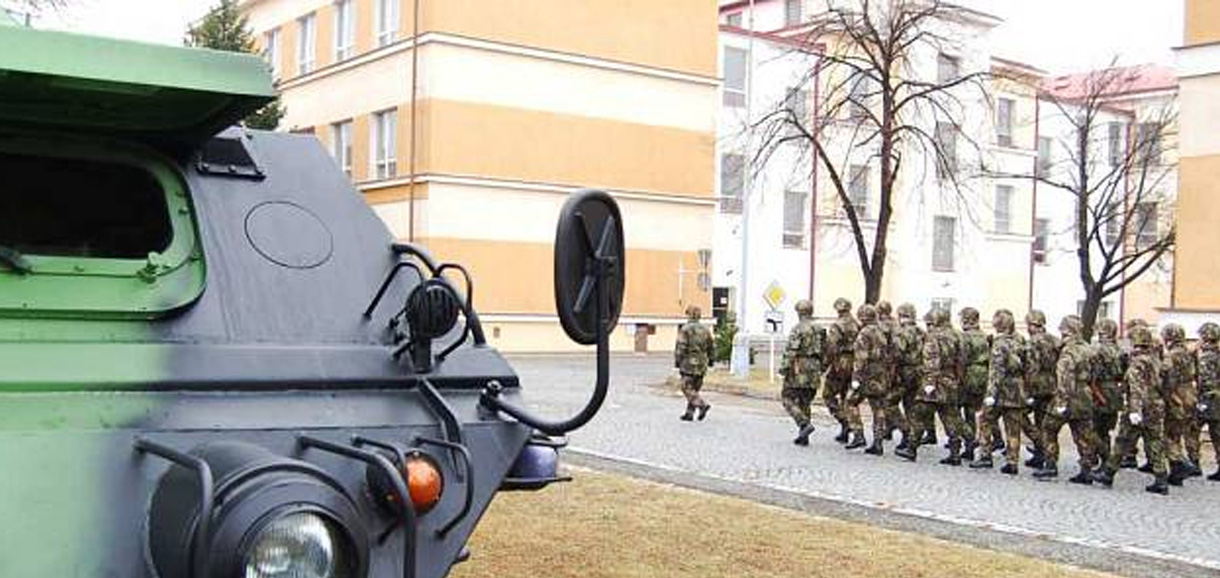 Posledními "obyvateli" "Masaryček" před působením RETROMĚSTEČKA... byl 131. smíšeného dělostřelecký oddíl. Výzbroj tvořily houfnice vzor 77 známé pod označením Dana. Přestěhován do Jínců, kde působí dodnes.